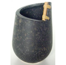 BUTAN Vase 15 cm black.