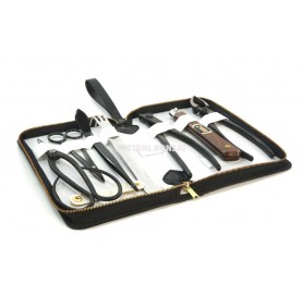 Case with 7 japanese bonsai tools (with content)